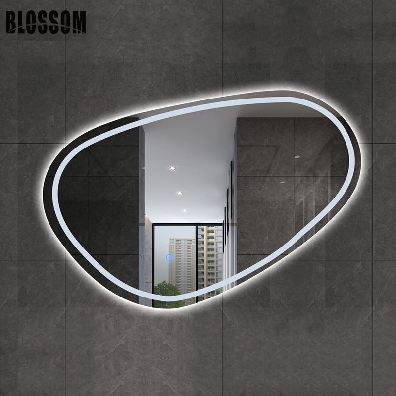 How to Decorate a Wall Mirror: Creative Ideas for Every Room