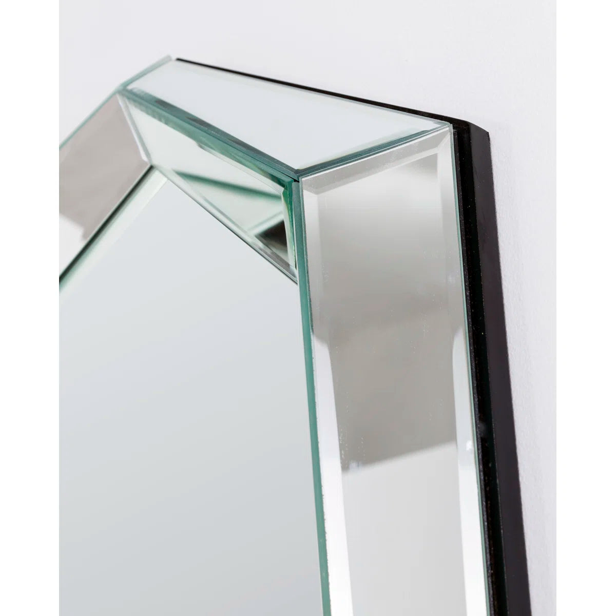 Bunton Modern 3D Wall Mirror Irregular Accent Mirror