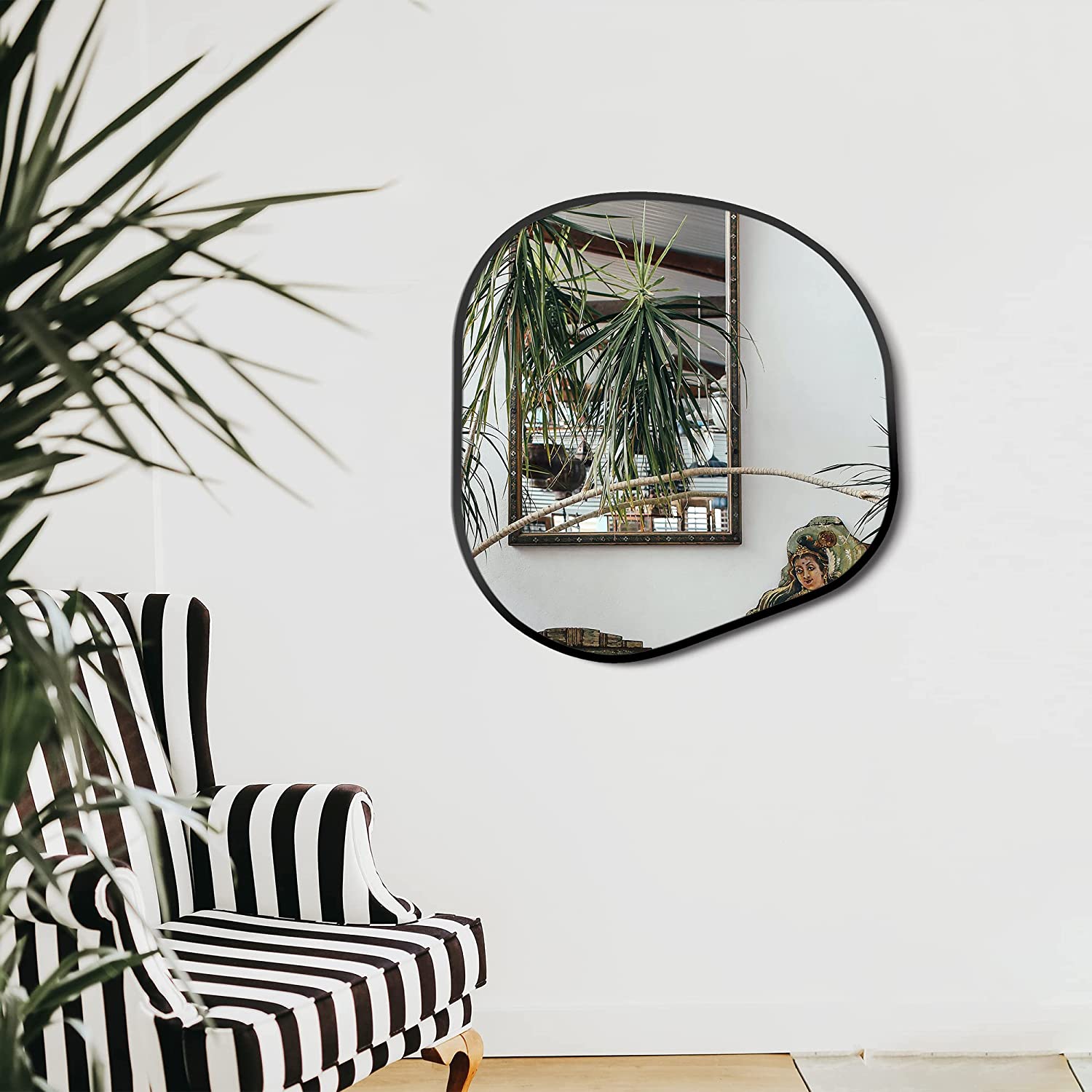 Fyra Irregular Wall Mirror
